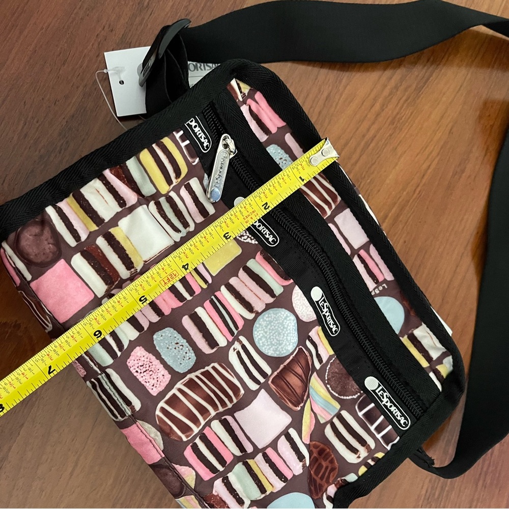 NWT Lesportsac Gabrielle East/West Crossbody Bag - Picture 9 of 11